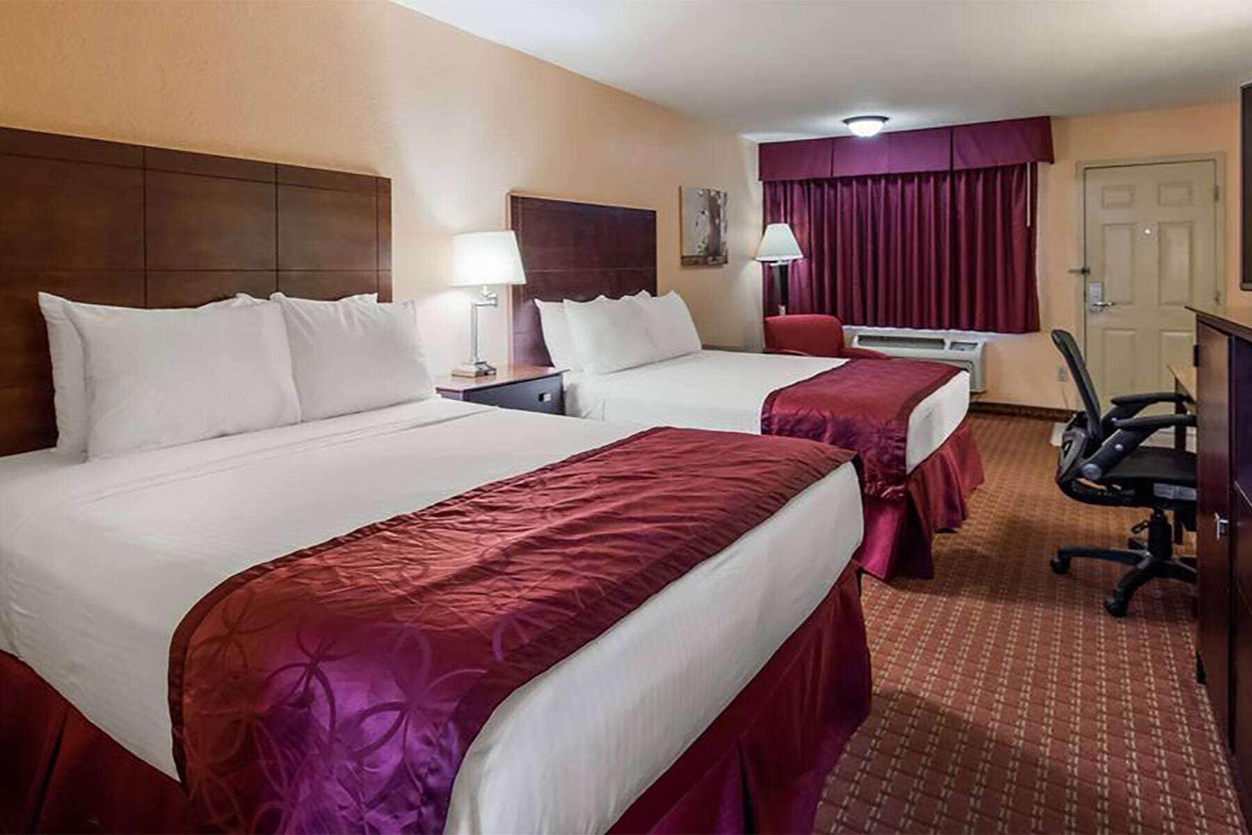 Days Inn By Wyndham Whitmore Lake Dış mekan fotoğraf