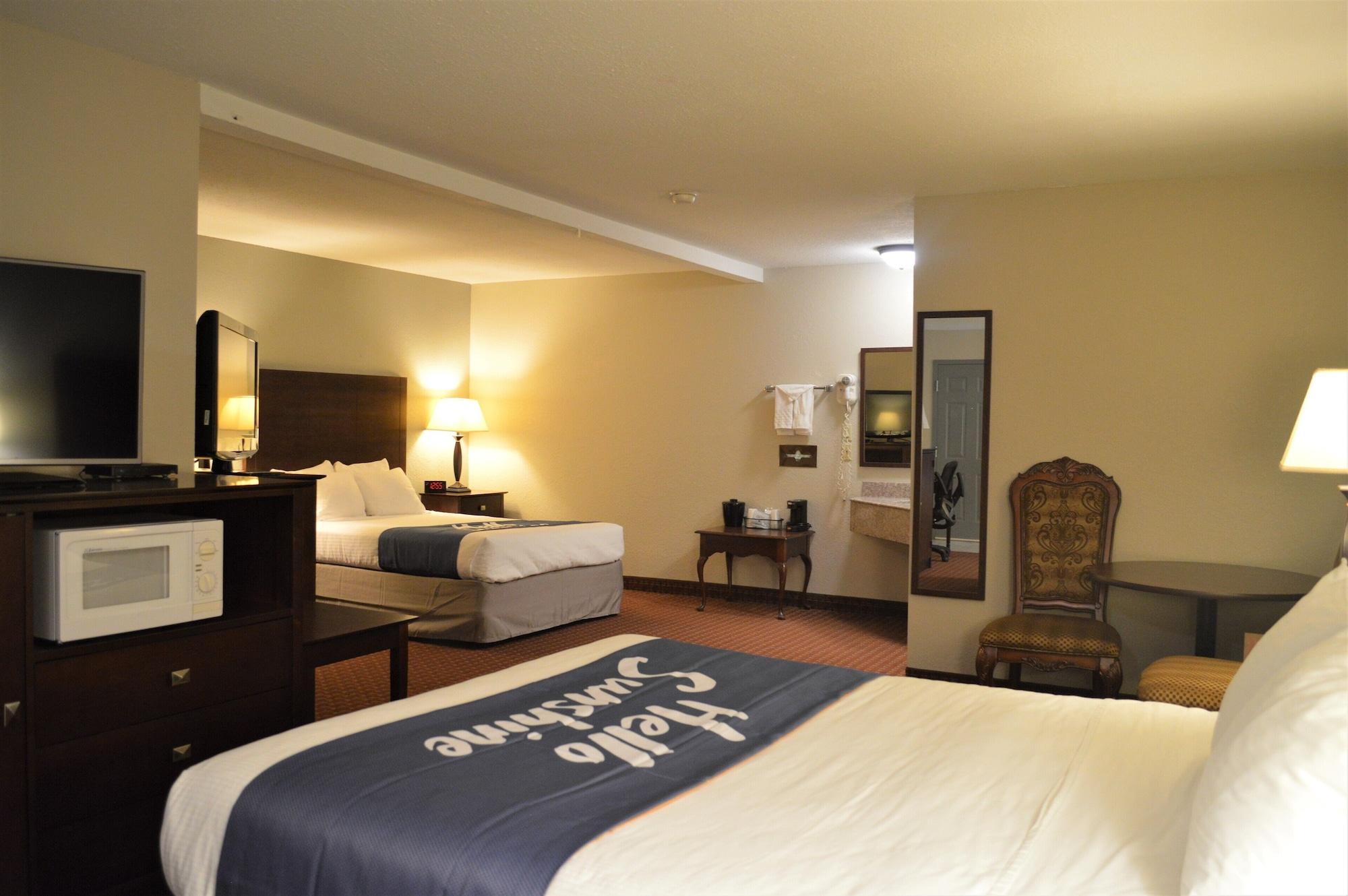 Days Inn By Wyndham Whitmore Lake Dış mekan fotoğraf