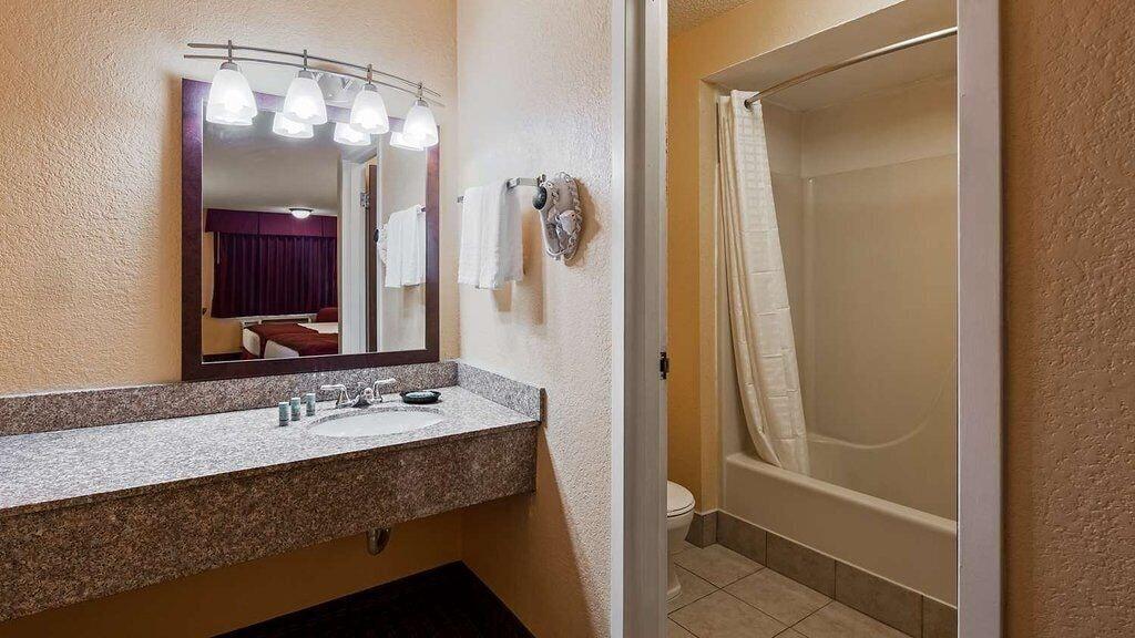 Days Inn By Wyndham Whitmore Lake Dış mekan fotoğraf
